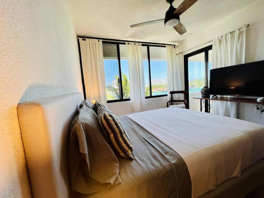 Amazing Ocean Front. 418 Apartment Cancun Luaran gambar