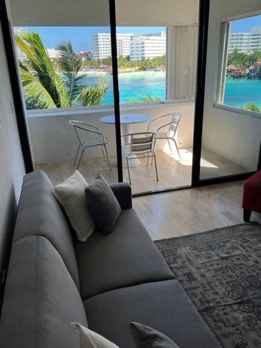 Amazing Ocean Front. 418 Apartment Cancun Luaran gambar